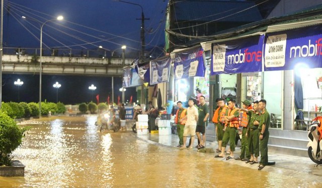 Cập nhật lũ lụt kinh hoàng miền Bắc: 98 người chết và mất tích; Cảnh báo lũ đặc biệt lớn trên sông Thao- Ảnh 73.