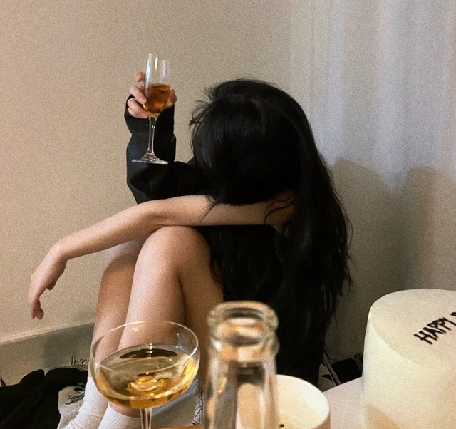 5 thói quen xấu cần thay đổi ngay kẻo 'nguy cơ ung thư tăng vọt 69%', bác sĩ cảnh báo- Ảnh 2.