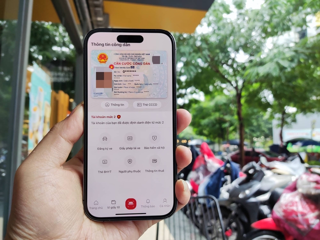 Một ngân hàng phát thông báo liên quan đến dữ liệu của khách hàng trên ứng dụng VNeID- Ảnh 1.