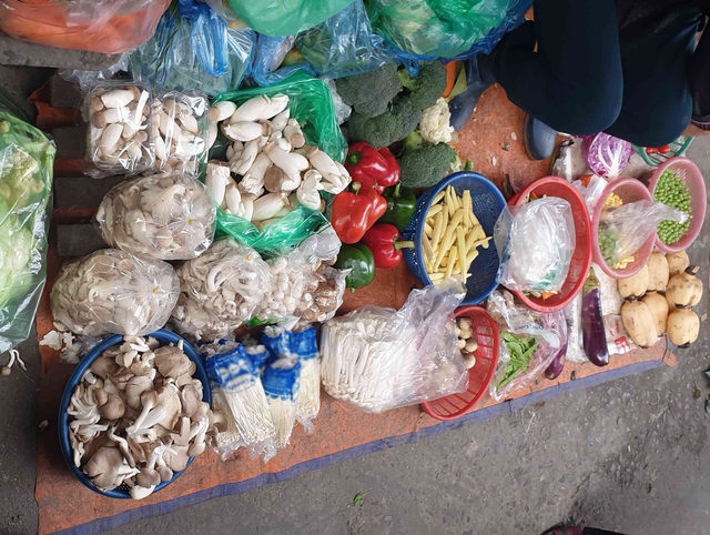 Loại nấm được ví như "bào ngư chay", là "bạn tốt" của hệ miễn dịch, tim mạch: Chợ Việt bán la liệt còn rẻ- Ảnh 1.