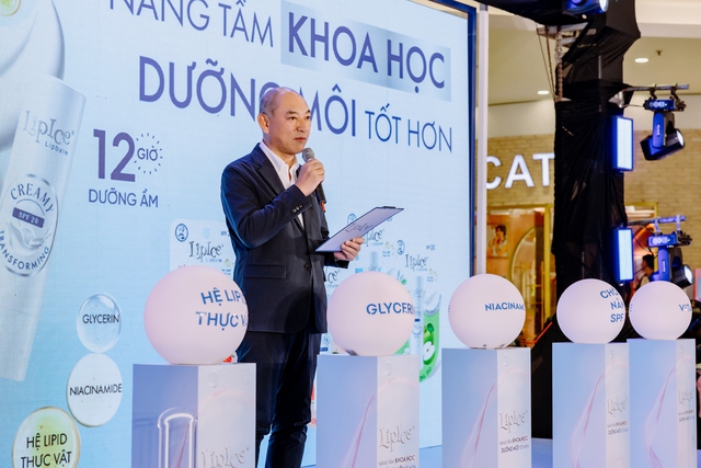 Quang H&ugrave;ng MasterD, Lọ Lem & Mai Ch&iacute; C&ocirc;ng khiến Gen Z b&ugrave;ng nổ trong sự kiện &ldquo;LipIce - N&acirc;ng tầm khoa học, dưỡng m&ocirc;i tốt hơn&rdquo;- Ảnh 6.