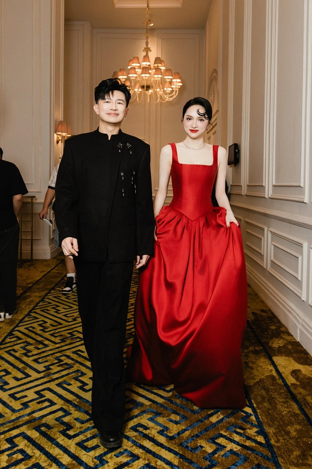 Dược sĩ Tiến và Hương Giang đã làm lành sau ồn ào nói xấu?- Ảnh 6. Dược sĩ Tiến và Hương Giang đã làm lành sau ồn ào nói xấu?- Ảnh 6.