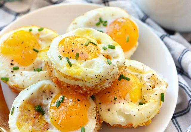 Đừng chỉ biết uống nhiều nước, chăm ăn 6 thực phẩm "siêu dưỡng da" mùa lạnh: Làm ẩm và trắng da, chống lão hóa- Ảnh 1. Đừng chỉ biết uống nhiều nước, chăm ăn 6 thực phẩm "siêu dưỡng da" mùa lạnh: Làm ẩm và trắng da, chống lão hóa- Ảnh 1.