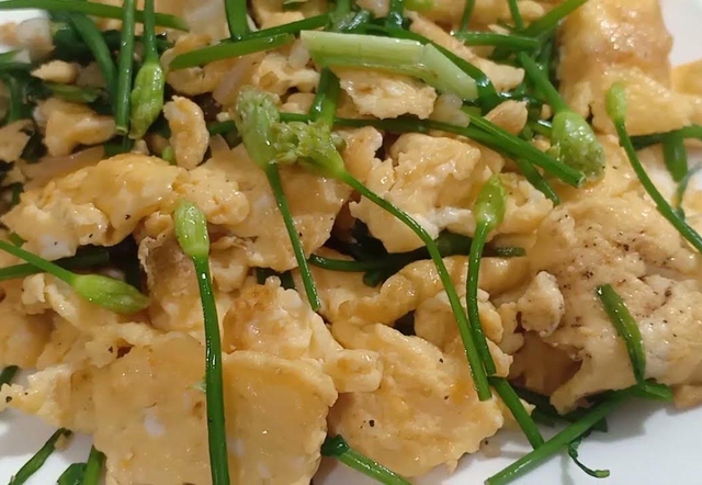 8 loại rau Việt "rẻ hơn thịt, bổ hơn thuốc", bán la liệt ngoài chợ nhưng không phải ai cũng biết mà ăn!- Ảnh 3.