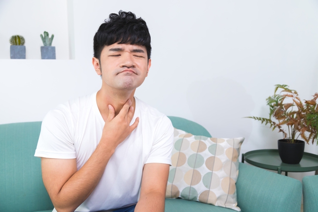 Chàng trai rất khỏe mạnh bỗng phát hiện u tuyến giáp, bác sĩ nói: Thấy 4 thứ này ở cổ phải khám ngay!- Ảnh 2.