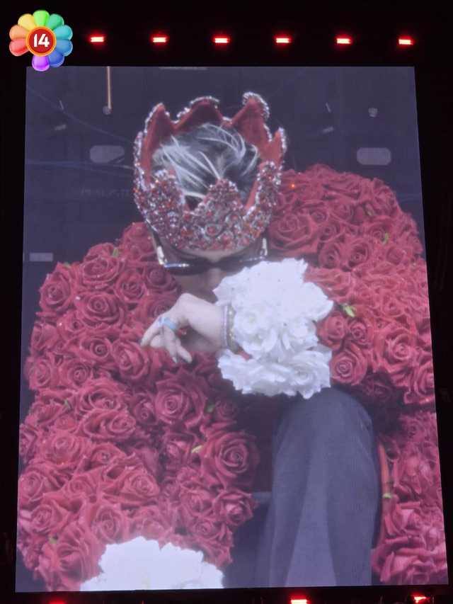 Những khoảnh khắc đẹp nhất của G-DRAGON tại Hà Nội: Visual "nét căng" càng ngắm càng luỵ!- Ảnh 10. Những khoảnh khắc đẹp nhất của G-DRAGON tại Hà Nội: Visual "nét căng" càng ngắm càng luỵ!- Ảnh 10.