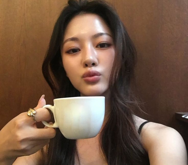 7 loại nước chị em nên uống vào buổi tối để da, tóc, móng được nuôi dưỡng dù trong giấc ngủ- Ảnh 1. 7 loại nước chị em nên uống vào buổi tối để da, tóc, móng được nuôi dưỡng dù trong giấc ngủ- Ảnh 1.