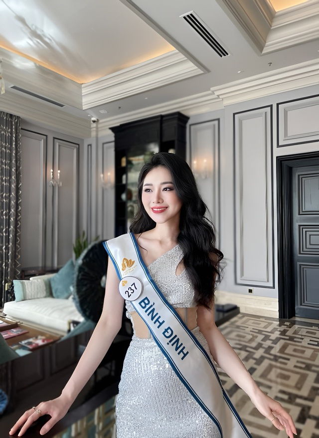 Thí sinh Olympia có màn lột xác đỉnh nhất lịch sử: Sau 10 năm tưởng biến thành người khác, còn thi cả Hoa hậu- Ảnh 4. Thí sinh Olympia có màn lột xác đỉnh nhất lịch sử: Sau 10 năm tưởng biến thành người khác, còn thi cả Hoa hậu- Ảnh 4.