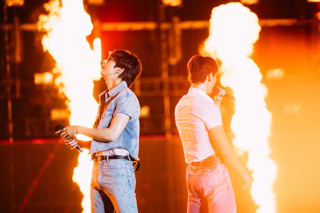 Bi Rain g&acirc;y cho&aacute;ng to&agrave;n tập với cơ bụng 6 m&uacute;i cực phẩm, HIEUTHUHAI c&ugrave;ng d&agrave;n sao "quẩy" tưng bừng đại tiệc WATERBOMB 2025 D-1- Ảnh 63.