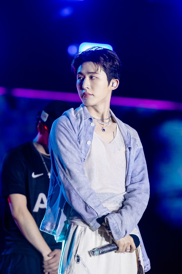 Jay Park "đốt cháy" WATERBOMB D-2 với cơ bụng "tiền tỷ", Chi Pu - B.I gây sốc visual với màn kết hợp chưa từng có- Ảnh 48.