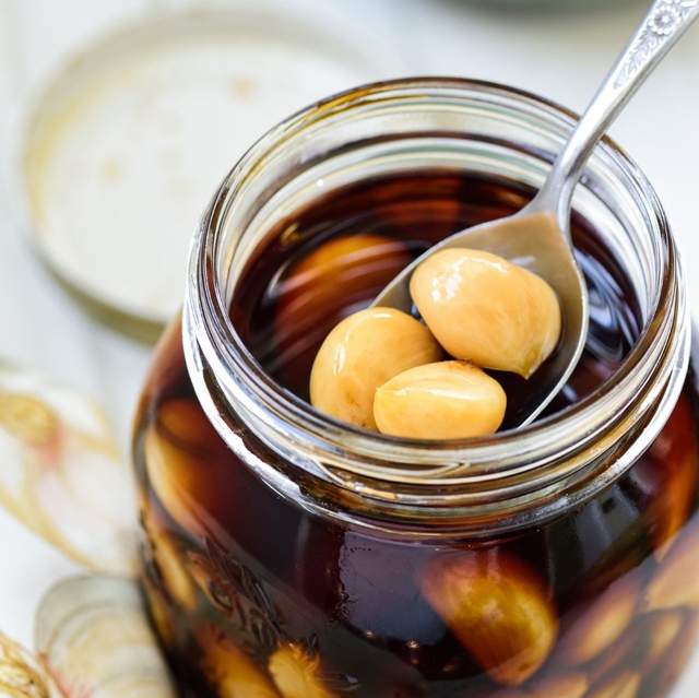 Mang 3 thứ cực quen này đi ngâm với giấm, chị em ăn vào dưỡng da, giảm cân, "đóng băng" lão hóa- Ảnh 3. Mang 3 thứ cực quen này đi ngâm với giấm, chị em ăn vào dưỡng da, giảm cân, "đóng băng" lão hóa- Ảnh 3.