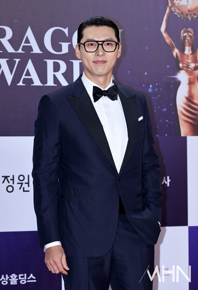 Siêu thảm đỏ Rồng Xanh 2025: Hyun Bin - Son Ye Jin chiếm trọn spotlight, Yoona (SNSD) rực rỡ như đóa hoa hồng- Ảnh 9. Siêu thảm đỏ Rồng Xanh 2025: Hyun Bin - Son Ye Jin chiếm trọn spotlight, Yoona (SNSD) rực rỡ như đóa hoa hồng- Ảnh 9.