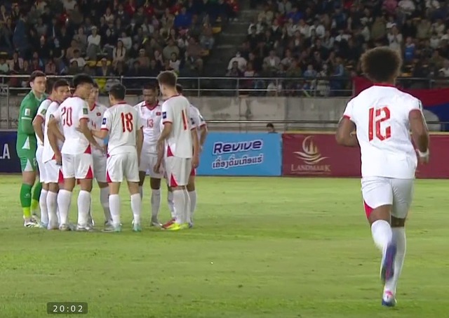 Xu&acirc;n Son lập c&ocirc;ng ng&agrave;y t&aacute;i xuất nhưng ĐT Việt Nam chỉ thắng nhẹ L&agrave;o- Ảnh 4.