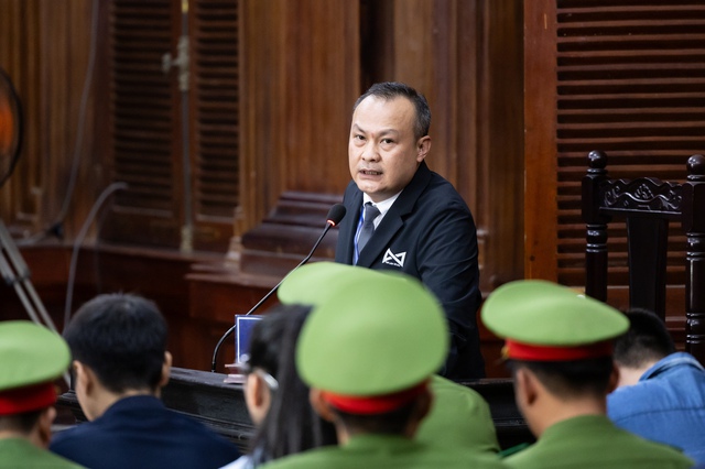 Hằng Du Mục bật khóc nói lời sau cùng- Ảnh 1.