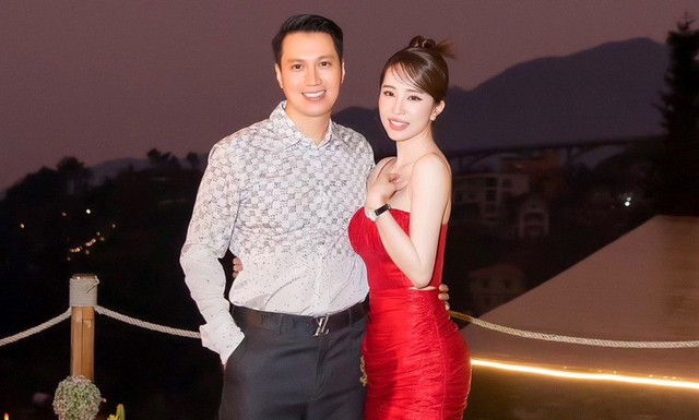 Việt Anh nói đúng 2 chữ khi được hỏi về chuyện cưới Quỳnh Nga- Ảnh 4.