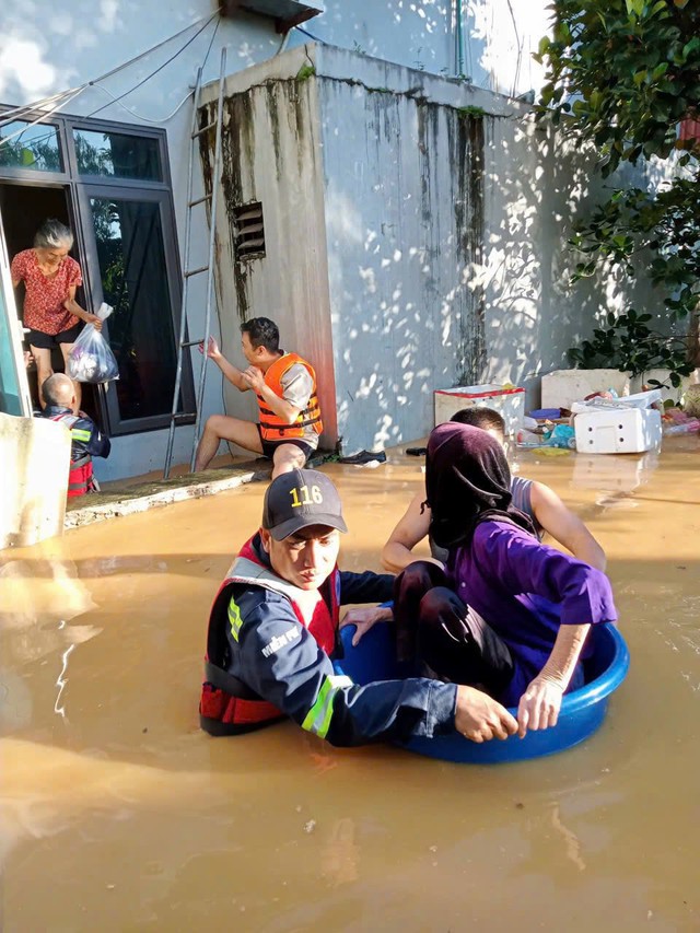 Đợt “offline đội cứu hộ” lớn nhất Việt Nam!- Ảnh 1. Đợt “offline đội cứu hộ” lớn nhất Việt Nam!- Ảnh 1.