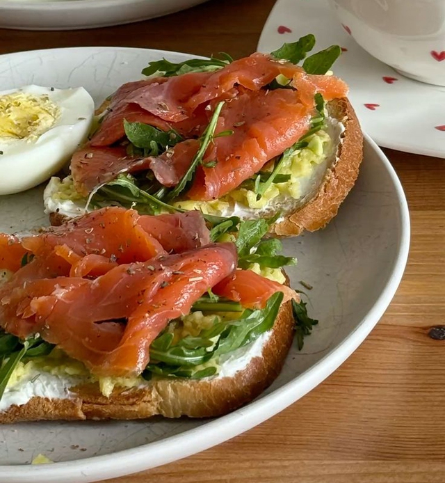 5 "báu vật" tự nhiên giúp nữ giới đẩy lùi lão hóa, vừa dưỡng da, đốt mỡ lại tăng cảm giác hạnh phúc khi ăn- Ảnh 2.