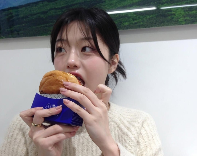 7 thói quen hàng đầu "phá hoại" hệ sinh sản, gây suy buồng trứng sớm nhưng rất nhiều chị em đang vô tư làm mỗi ngày- Ảnh 3. 7 thói quen hàng đầu "phá hoại" hệ sinh sản, gây suy buồng trứng sớm nhưng rất nhiều chị em đang vô tư làm mỗi ngày- Ảnh 3.