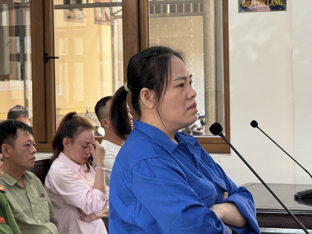 Xét xử vụ đầu độc 4 người thân bằng xyanua: Bị cáo Bích rơi nước mắt ân hận muộn màng, cúi đầu xin lỗi gia đình- Ảnh 10.