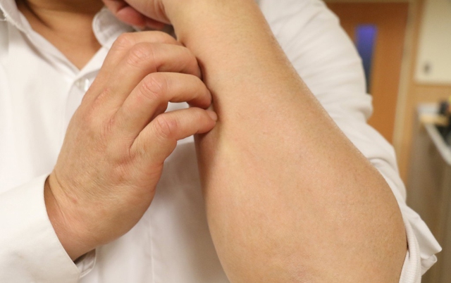 Nếu thường xuyên có 7 cảm giác này, rất có thể nhiều bệnh ung thư đang "thách thức", bạn cần đi khám ngay!- Ảnh 3.