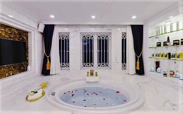 Bên trong biệt thự quận 7 của vợ chồng Đoàn Di Băng- Ảnh 9.