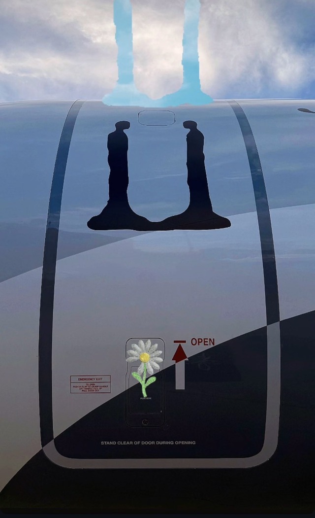 Cận cảnh chuyên cơ đưa G-Dragon sang Việt Nam: Sang trọng "đậm mùi tiền", được các tỷ phú và sao hạng S tin dùng!- Ảnh 10. Cận cảnh chuyên cơ đưa G-Dragon sang Việt Nam: Sang trọng "đậm mùi tiền", được các tỷ phú và sao hạng S tin dùng!- Ảnh 10.