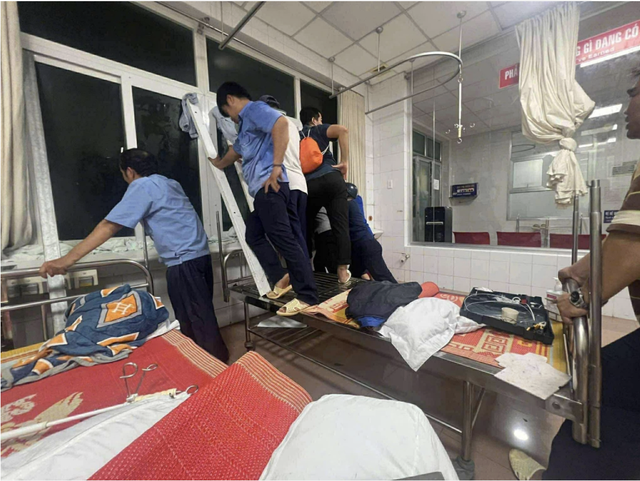 Cảnh tượng đau lòng khi bão số 13 đi qua- Ảnh 13. Cảnh tượng đau lòng khi bão số 13 đi qua- Ảnh 13.