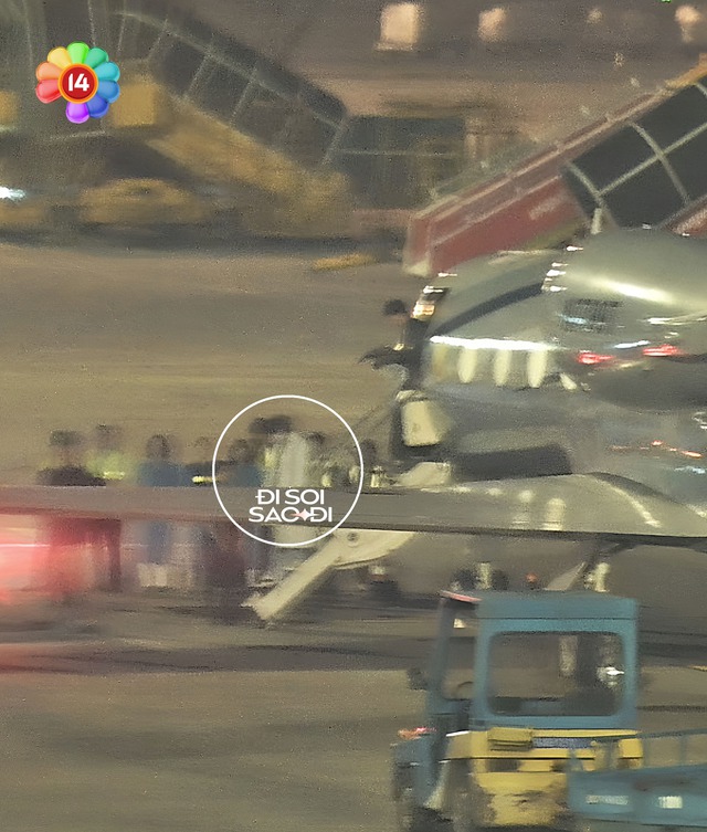 Cận cảnh chuyên cơ đưa G-Dragon sang Việt Nam: Sang trọng "đậm mùi tiền", được các tỷ phú và sao hạng S tin dùng!- Ảnh 8. Cận cảnh chuyên cơ đưa G-Dragon sang Việt Nam: Sang trọng "đậm mùi tiền", được các tỷ phú và sao hạng S tin dùng!- Ảnh 8.