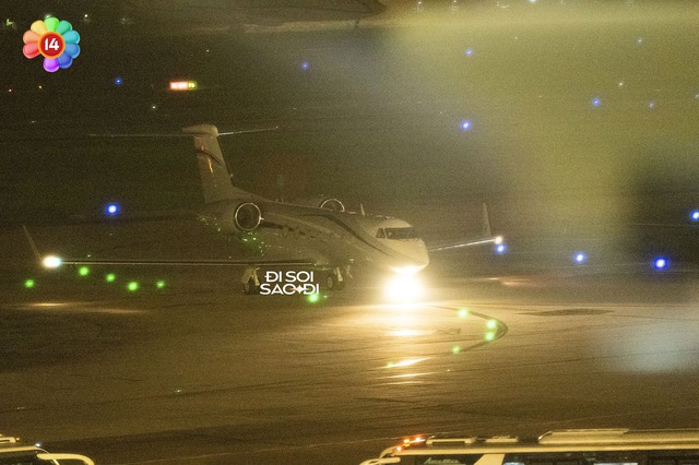 Cận cảnh chuyên cơ đưa G-Dragon sang Việt Nam: Sang trọng "đậm mùi tiền", được các tỷ phú và sao hạng S tin dùng!- Ảnh 1. Cận cảnh chuyên cơ đưa G-Dragon sang Việt Nam: Sang trọng "đậm mùi tiền", được các tỷ phú và sao hạng S tin dùng!- Ảnh 1.