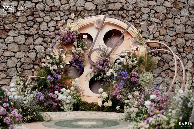 Soi nhanh cặp nhẫn cưới full kim cương của cặp đôi giờ vàng Đình Tú-Ngọc Huyền, mức giá khiến nhiều người bất ngờ- Ảnh 5. Soi nhanh cặp nhẫn cưới full kim cương của cặp đôi giờ vàng Đình Tú-Ngọc Huyền, mức giá khiến nhiều người bất ngờ- Ảnh 5.