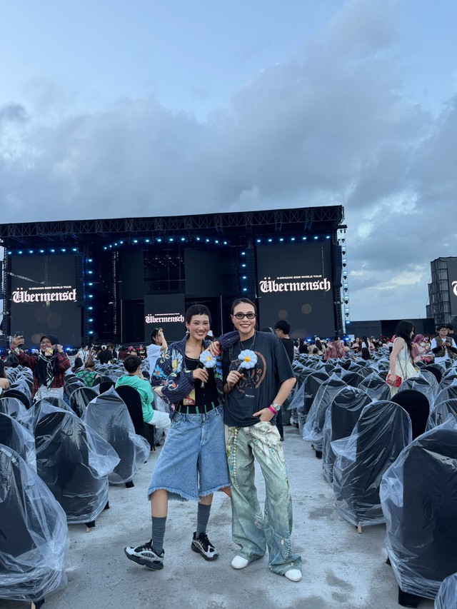 Dàn sao Việt rần rần check in concert G-DRAGON tại Hà Nội: Diệu Nhi quá sung, nữ diễn viên 49 tuổi lần đầu "đu idol"- Ảnh 5.