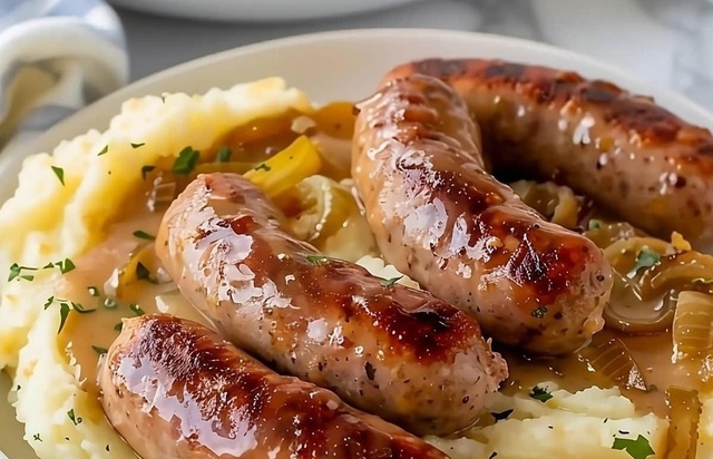 7 thực phẩm thèm mấy chị em cũng ĐỪNG ĂN vào buổi tối, nếu KHÔNG MUỐN béo lên cả trong lúc ngủ- Ảnh 2.