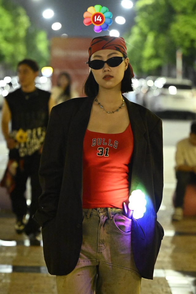 Cấp báo: Tụ điểm gái xinh hot nhất lúc này, chính là bên "anh Long" G-DRAGON- Ảnh 21.