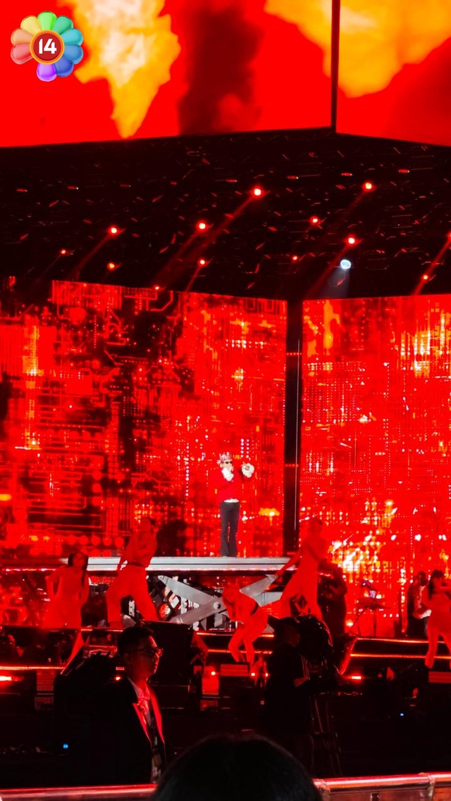 G-DRAGON hô vang Hà Nội, lời hứa trở lại với FAM Việt quá xúc động - Ảnh 2. G-DRAGON hô vang Hà Nội, lời hứa trở lại với FAM Việt quá xúc động - Ảnh 2.