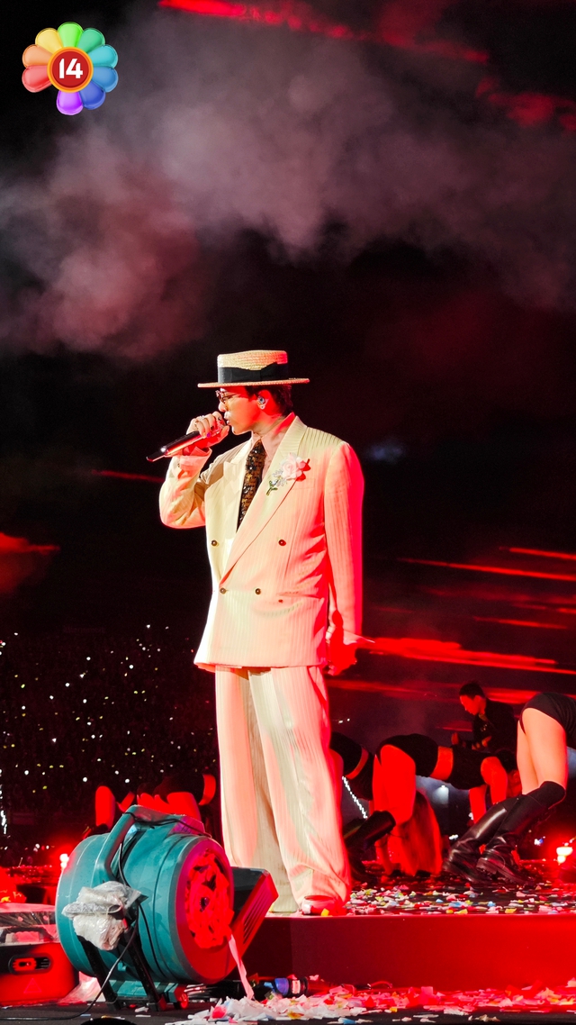 Fan Việt đỉnh nhất thế giới!- Ảnh 2. Fan Việt đỉnh nhất thế giới!- Ảnh 2.