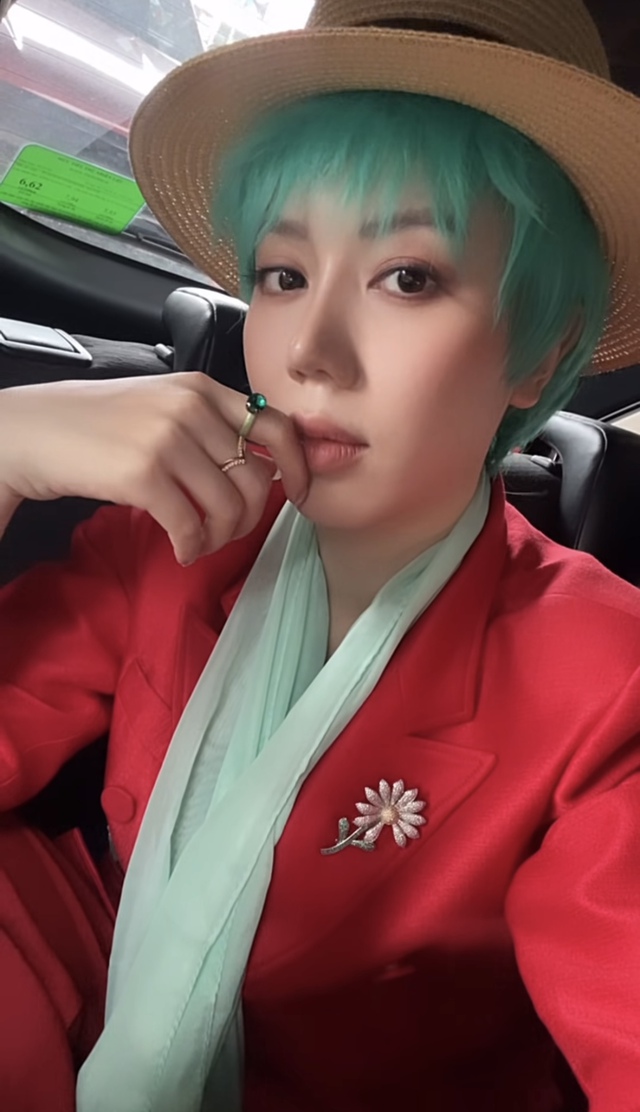 Xả suộc đi xem "anh Long": Từ vợ Cường Đô La đến gái xinh trên mạng, đã con mắt thật sự- Ảnh 5. Xả suộc đi xem "anh Long": Từ vợ Cường Đô La đến gái xinh trên mạng, đã con mắt thật sự- Ảnh 5.