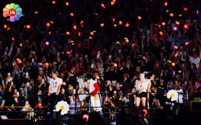 Khắp nơi chào đón G-DRAGON chuyên nghiệp và nhiệt tình - cách Hà Nội tổ chức concert khiến fan quốc tế cũng phải trầm trồ!- Ảnh 19. Khắp nơi chào đón G-DRAGON chuyên nghiệp và nhiệt tình - cách Hà Nội tổ chức concert khiến fan quốc tế cũng phải trầm trồ!- Ảnh 19.