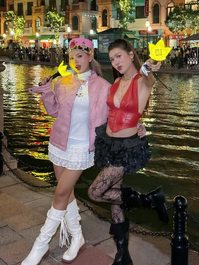 Xả suộc đi xem "anh Long": Từ vợ Cường Đô La đến gái xinh trên mạng, đã con mắt thật sự- Ảnh 15. Xả suộc đi xem "anh Long": Từ vợ Cường Đô La đến gái xinh trên mạng, đã con mắt thật sự- Ảnh 15.