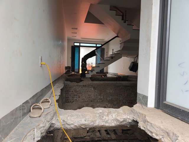 Vụ xây nhầm nhà ở Hải Phòng: Hé lộ bất ngờ về mối quan hệ hiện tại giữa 2 gia đình- Ảnh 2. Vụ xây nhầm nhà ở Hải Phòng: Hé lộ bất ngờ về mối quan hệ hiện tại giữa 2 gia đình- Ảnh 2.