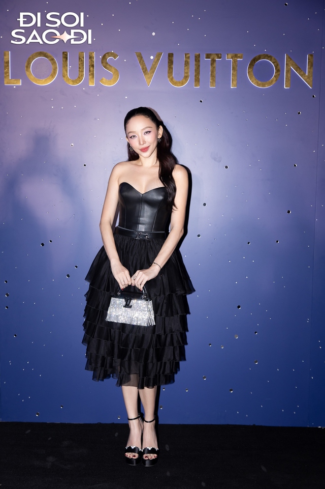 Siêu sự kiện Louis Vuitton: HIEUTHUHAI, Tóc Tiên, dàn nam thần mỹ nữ đỉnh lưu Vbiz tề tựu trên thảm đen quyền lực- Ảnh 5. Siêu sự kiện Louis Vuitton: HIEUTHUHAI, Tóc Tiên, dàn nam thần mỹ nữ đỉnh lưu Vbiz tề tựu trên thảm đen quyền lực- Ảnh 5.