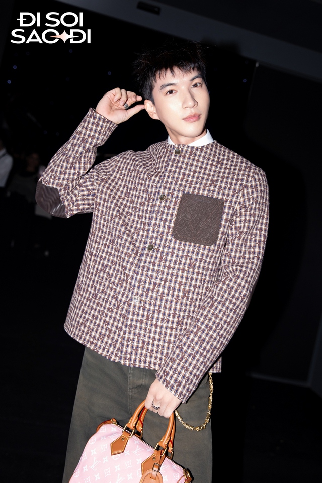 Siêu sự kiện Louis Vuitton: HIEUTHUHAI, Tóc Tiên, dàn nam thần và mỹ nhân Vbiz tề tựu trên thảm đen quyền lực- Ảnh 1. Siêu sự kiện Louis Vuitton: HIEUTHUHAI, Tóc Tiên, dàn nam thần và mỹ nhân Vbiz tề tựu trên thảm đen quyền lực- Ảnh 1.