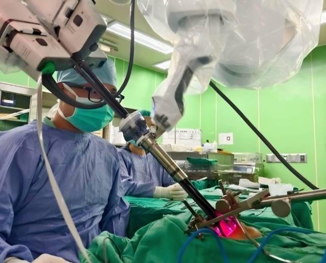 Ph&aacute;t hiện ung thư giai đoạn muộn chỉ nhờ&hellip; tiếng ng&aacute;y khi ngủ, người phụ nữ kh&oacute;c: &ldquo;T&ocirc;i kh&ocirc;ng muốn bị c&acirc;m!&rdquo;- Ảnh 2.