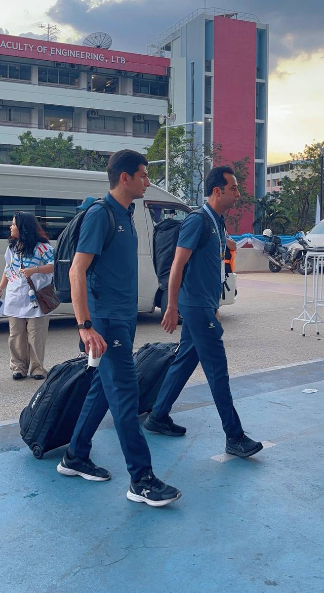 19h30 hôm nay U22 Việt Nam đấu Thái Lan tại chung kết SEA Games 33: Lộ diện trọng tài điều khiển trận đấu- Ảnh 2. 19h30 hôm nay U22 Việt Nam đấu Thái Lan tại chung kết SEA Games 33: Lộ diện trọng tài điều khiển trận đấu- Ảnh 2.