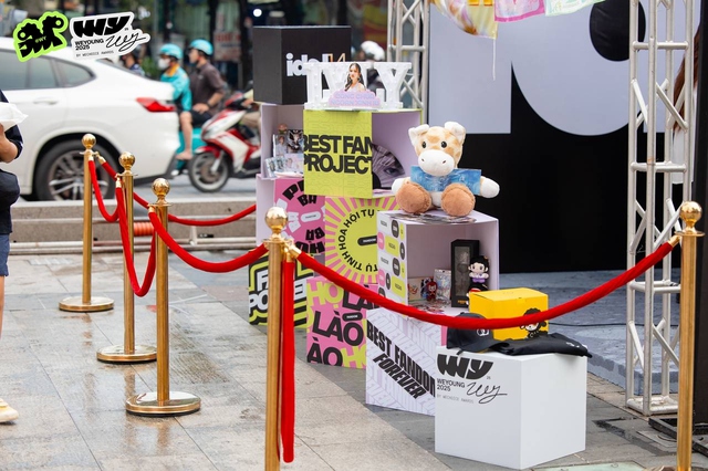 Chuyện g&igrave; đang xảy ra ở phố đi bộ Nguyễn Huệ trước thềm Gala WeYoung?- Ảnh 7.