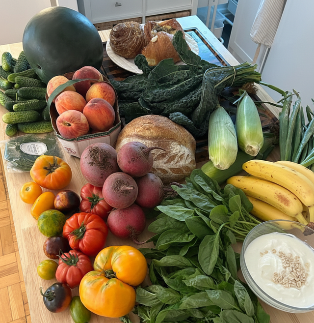 Tại sao phụ nữ thường tăng huyết áp khi bước vào tiền mãn kinh? Đừng bỏ lỡ 6 thực phẩm hạ huyết áp cực "nhạy" và lành mạnh- Ảnh 2.