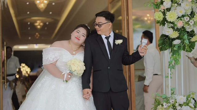 Lo con d&acirc;u nặng 130kg kh&ocirc;ng ngồi vừa xe hoa, mẹ chồng l&agrave;m một việc hiếm c&oacute;, chiều như con ruột- Ảnh 5.