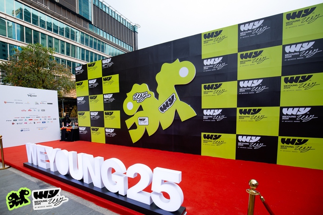 "Vũ trụ" TikToker đổ bộ thảm đỏ Gala WeYoung 2025- Ảnh 14.