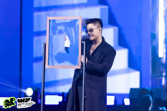 Toàn cảnh Gala vinh danh và trao giải WeYoung 2025: Trăm phần trăm trẻ!- Ảnh 9.