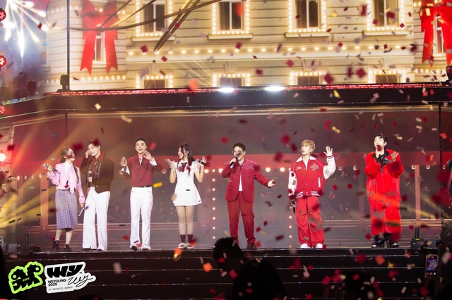 Toàn cảnh Gala vinh danh và trao giải WeYoung 2025: Trăm phần trăm trẻ!- Ảnh 2.