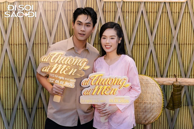 C&otilde;i mạng ph&aacute;t đi&ecirc;n v&igrave; anh l&aacute;i đ&ograve; đẹp nhất Việt Nam: Visual thần th&aacute;nh n&eacute;t căng, đứng ở đ&acirc;u spotlight ở đ&oacute;- Ảnh 5.